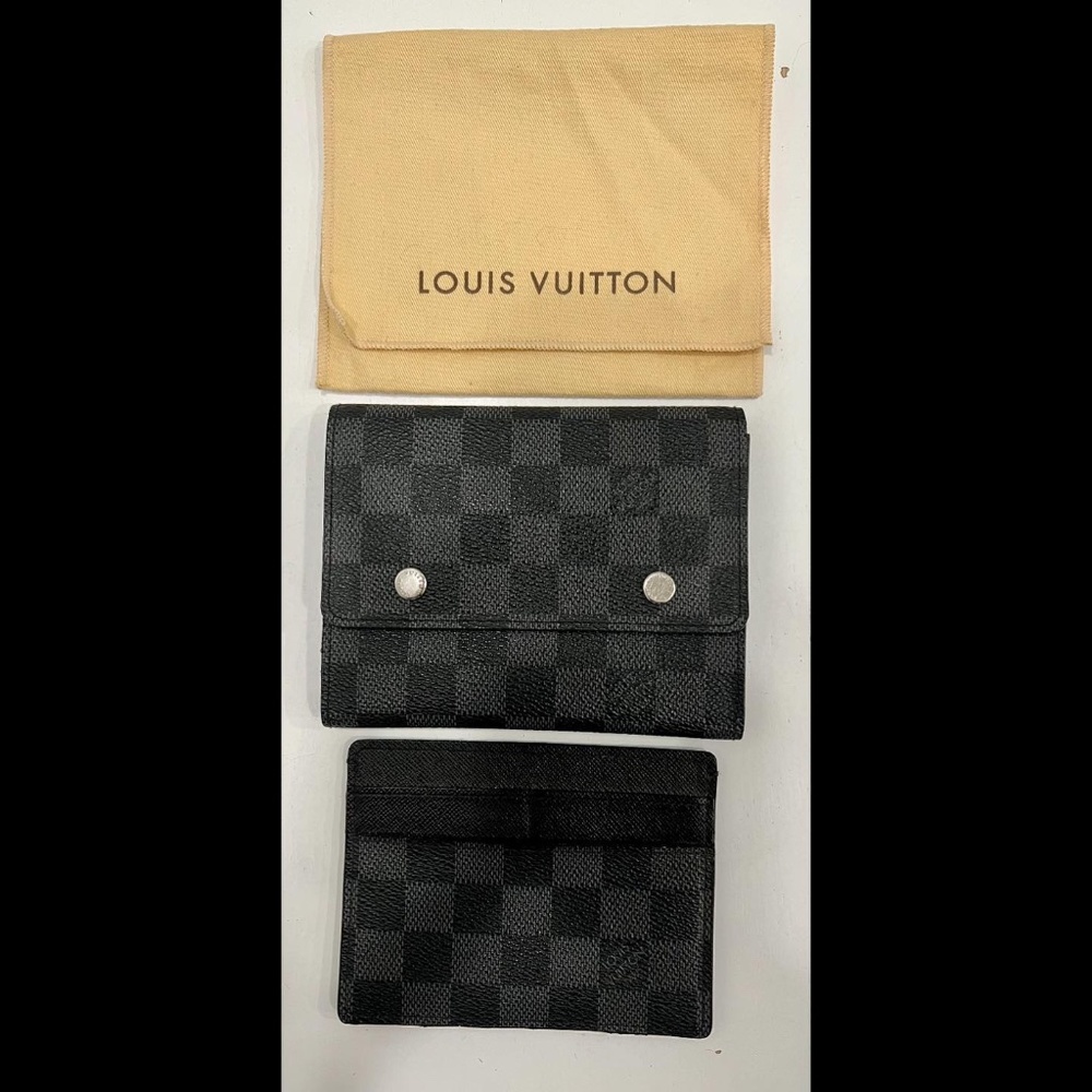 LOUIS VUITTON POUCH VIP 2 PC MEN'S WALLET GENTLY USED! AUTHENTIC! CREDIT CARD